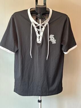 PINK Victoria's Secret Shirt Women XS Black Chicago White Sox Lace Up Blockcore